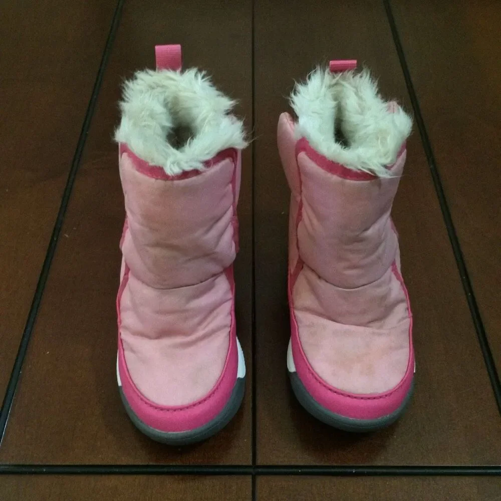 Sorel Whitney II Pink toddler 10 boots